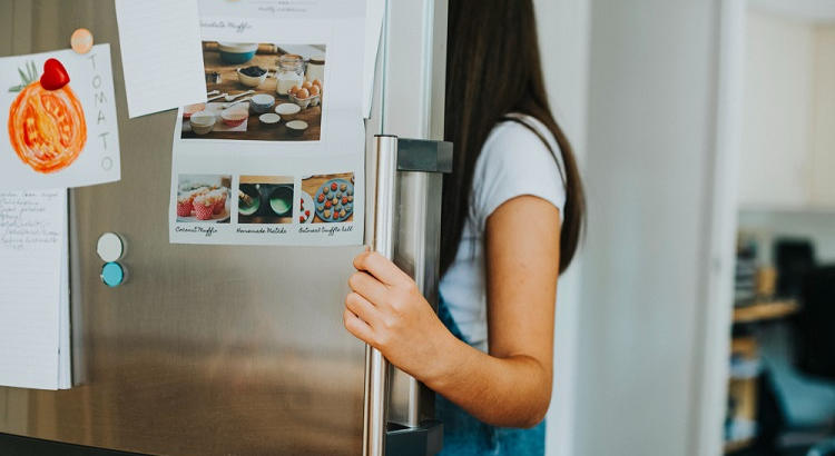 Consejos para una buena alimentación en tu vida de estudiante: de los horarios a la comida