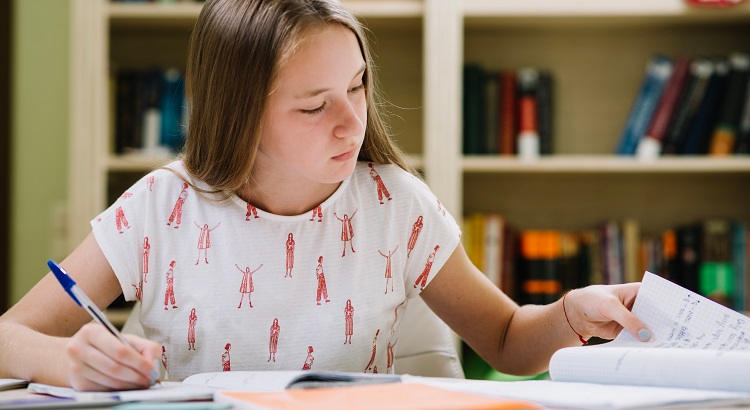 Consejos para prepararse para un examen en francés según un profesor del idioma