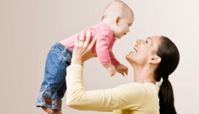 La forma de hablar al bebé influye en sus habilidades sociales futuras