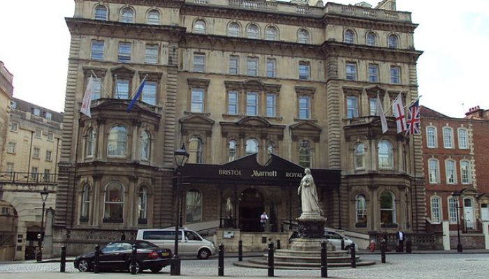 Fachada principal del Bristol Marriot Royal en Reino Unido | Autor: Rept0n1x