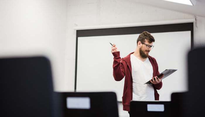 Plazas vacantes para profesores de secundaria dentro y fuera de España