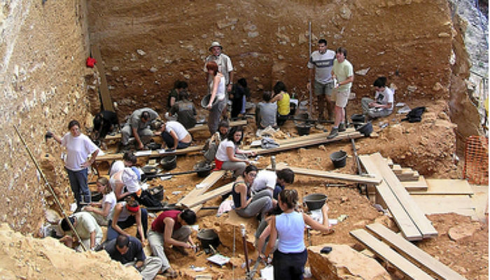 De Atapuerca a Italia: campañas de excavación arqueológicas para el verano de 2016