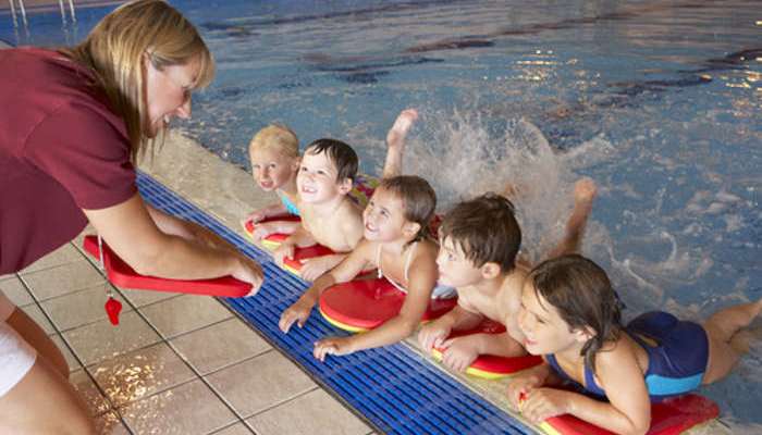 Monitores de natación, ocio y tiempo libre: cursos gratuitos y low cost este verano