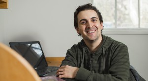 Garrett Nicolai, principal autor del estudio | John Ulan/Universidad de Alberta (Canadá)