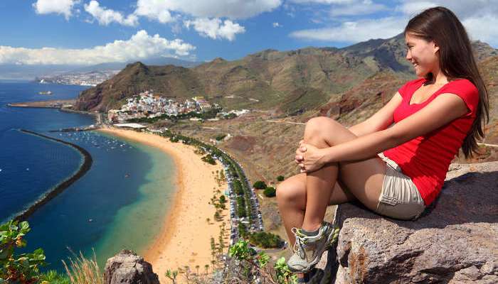 Se buscan 50 cantantes y animadores turísticos para trabajar en Canarias y Baleares