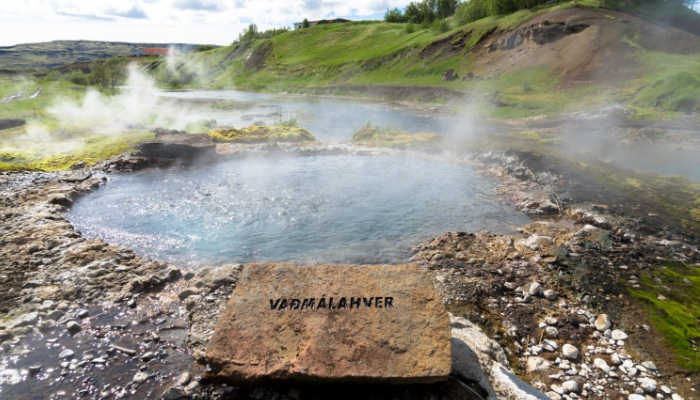 Se buscan ‘salvavidas’ para trabajar en un impresionante rincón natural de Islandia