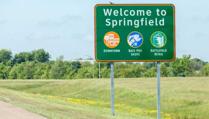 Welcome to Springfield: 169 becas para estudiar en la universidad