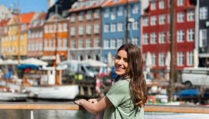 Becas a Dinamarca: aprende danés y descubre el país más feliz del mundo
