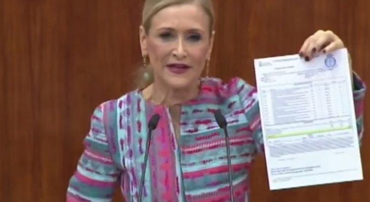 Cristina Cifuentes en su comparecencia el pasado 4 de abril en el Pleno de la Asamblea de Madrid | Fuente: vídeo de Cristina Cifuentes blog