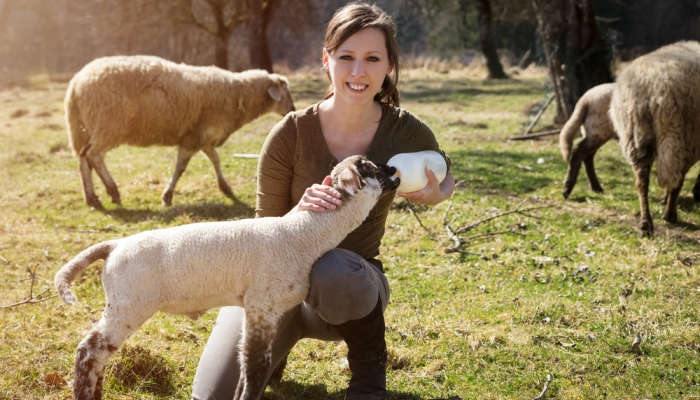 Voluntariado en granjas: jóvenes que buscan nuevas experiencias en plena naturaleza