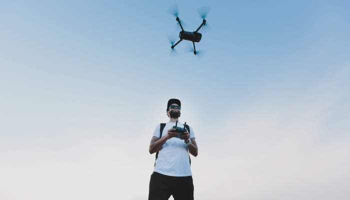 Curso de piloto profesional de drones: de moda a profesión