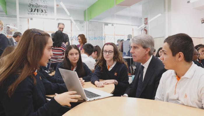 Llegan las Becas Bachillerato de 3.000 euros para estudiar en la concertada en Madrid