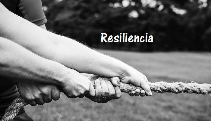 Trabajar la resiliencia con los estudiantes disminuye su agotamiento y la angustia psicológica