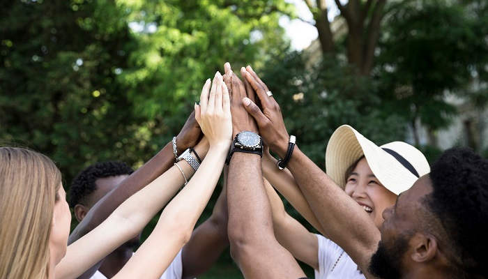 El centro de estudios Titulae imparte un curso online de Integración Social para ayudar a las personas