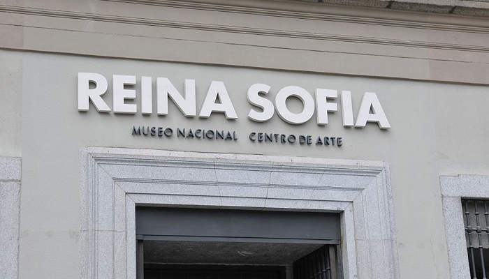 El Museo Reina Sofía convoca ocho becas de formación para empaparte de arte