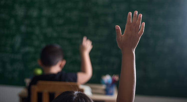 La semana escolar de 4 días se asocia a notas más bajas en matemáticas, según la Universidad de Oregón