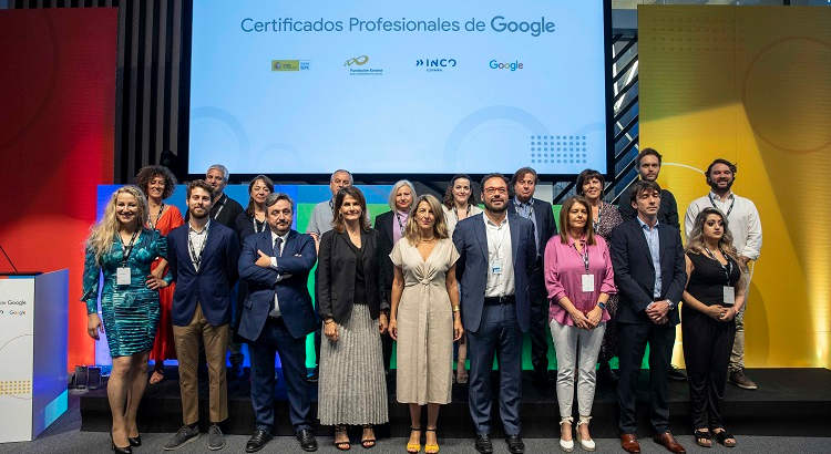 Llegan 11.000 nuevas becas de Google con el SEPE y Fundae para cursar Certificados Profesionales: así se solicitan