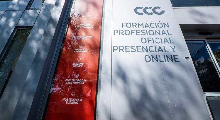CCC lanza becas de 500 euros de descuento para matrículas de FP online