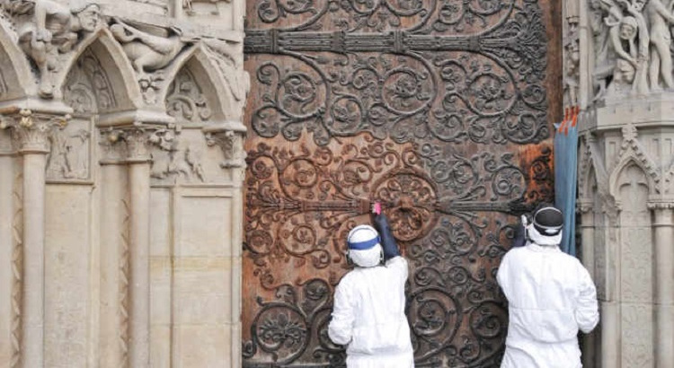 Patrimonio Nacional abre el plazo de sus becas de formación: de revisión de colecciones a conservación