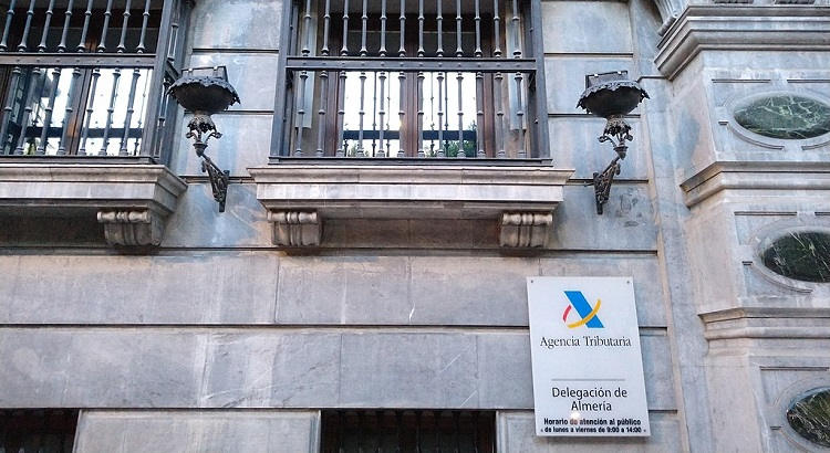 Hacienda convoca 900 plazas destinadas a auxiliares de administración para la campaña de la Renta