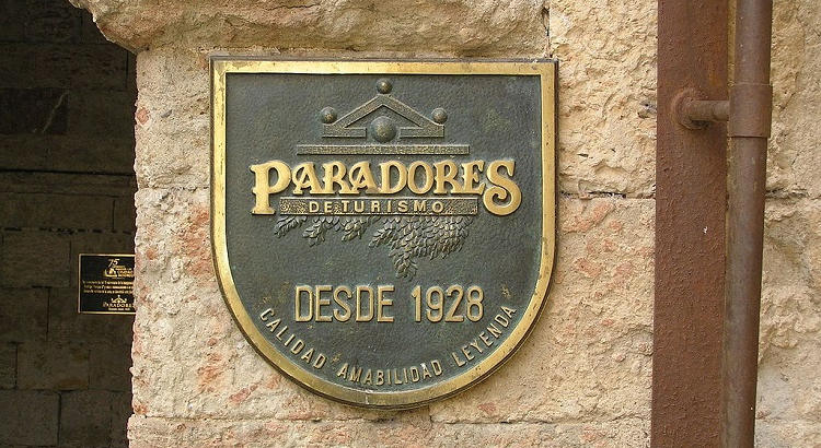 Paradores ofrece 67 puestos en toda España para jóvenes desempleados en cocina y comedor