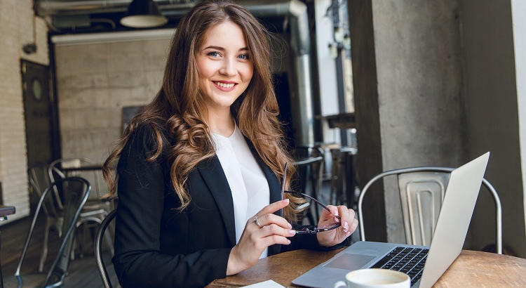 Destacados emprendedores y directivos de éxito de las más poderosas empresas, como Amazon, LinkedIn, Tesla, Spotify, Netflix o Zalando, comparten su conocimiento y experiencia en los programas de ThePower Business School.