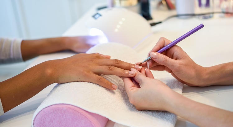 Cursos de estética y belleza de Inespa para un 2023 por todo lo alto