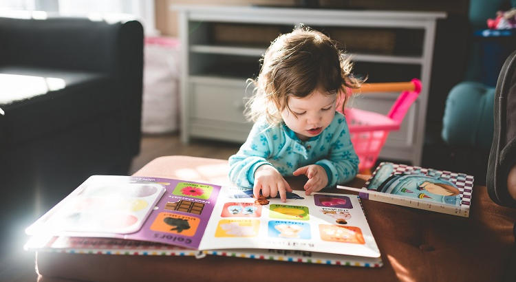 Hay idiomas más difíciles de aprender que otros aunque no para los bebés