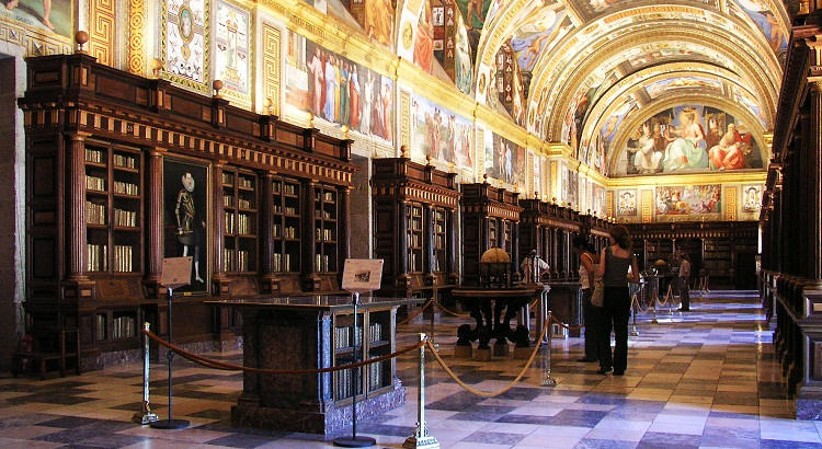 Hoy es el Día de las Bibliotecas: estudios, oposiciones y vacantes para trabajar en los templos de la cultura