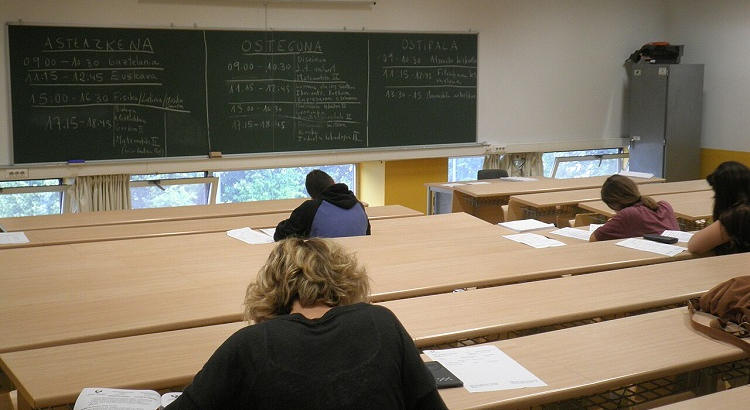 Avances EBAU 2024: mismo número de exámenes y los estudiantes elegirán entre Historia de España o de la Filosofía