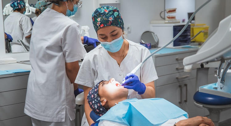 Aspectos a tener en cuenta si vas a estudiar una FP de Grado Superior en Higiene Bucodental