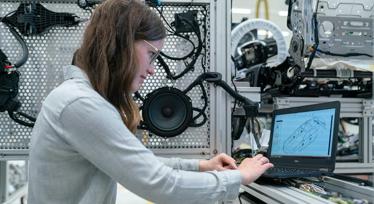 8M - Día de la Mujer: preparadas para liderar el cambio en educación y empleo