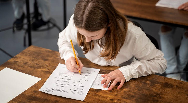 ¿Cuál es el mejor día para hacer un examen? La ciencia (y la IA) contestan