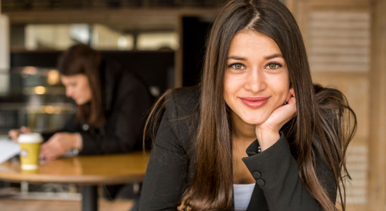 Másteres EUSchool 2026: cómo reinventarse en IA y gestión del capital humano