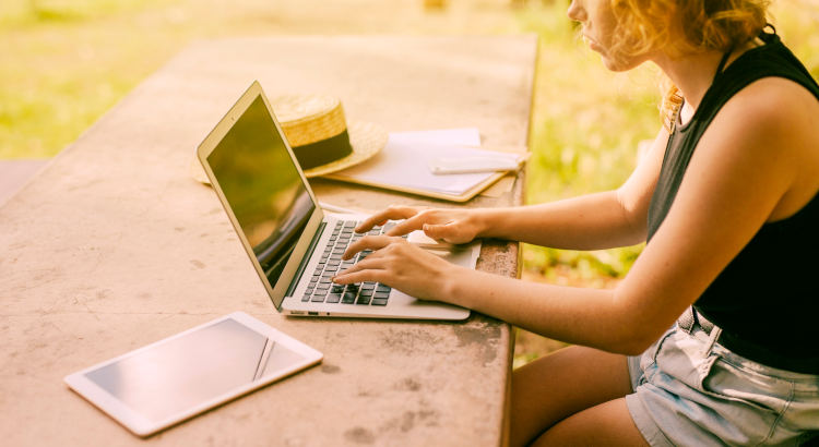 Septiembre empieza en agosto: 7 cosas que puedes hacer gratis este verano por tu CV