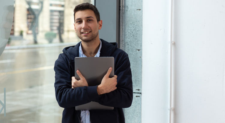Oposiciones que no exigen carrera universitaria: desde ESO puedes acceder a empleo público