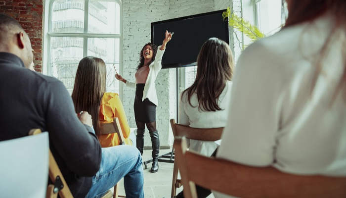 Consejos para aprender a persuadir con la voz en una presentación